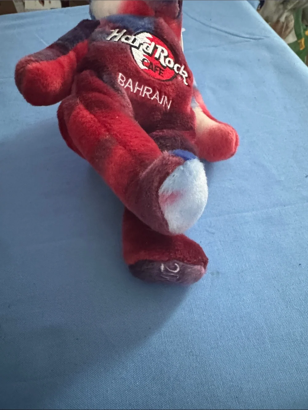 Hard Rock Cafe Red Blue Purple White Tie-Dye Bahrain Plush Bear Limited